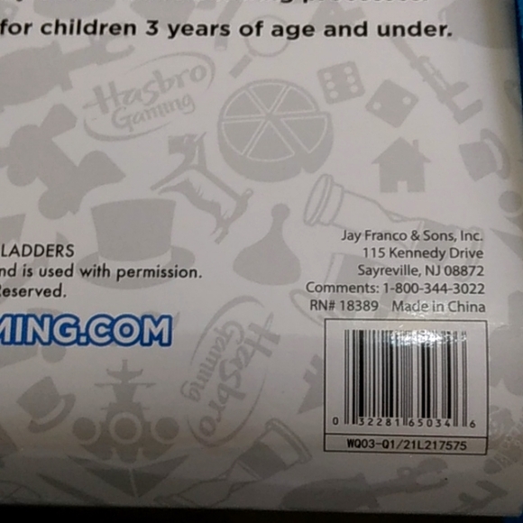 NWT CHUTES AND LADDERS BACKPACK GAME BEACH TOWEL SET & JANLYNN-BIRD QUILT BLOCKS - Picture 11 of 11